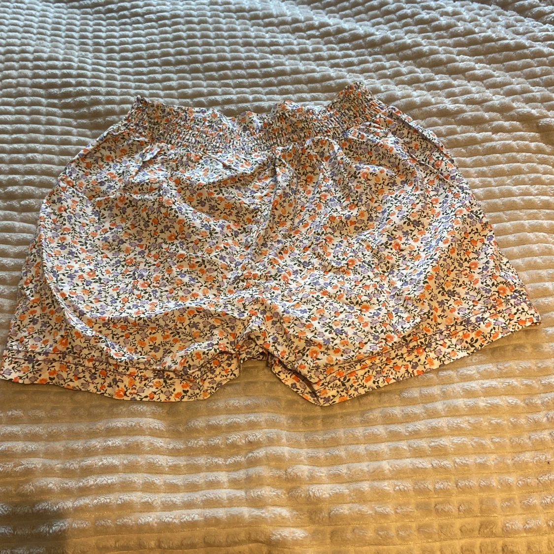 Blommiga shorts från Name It - 1