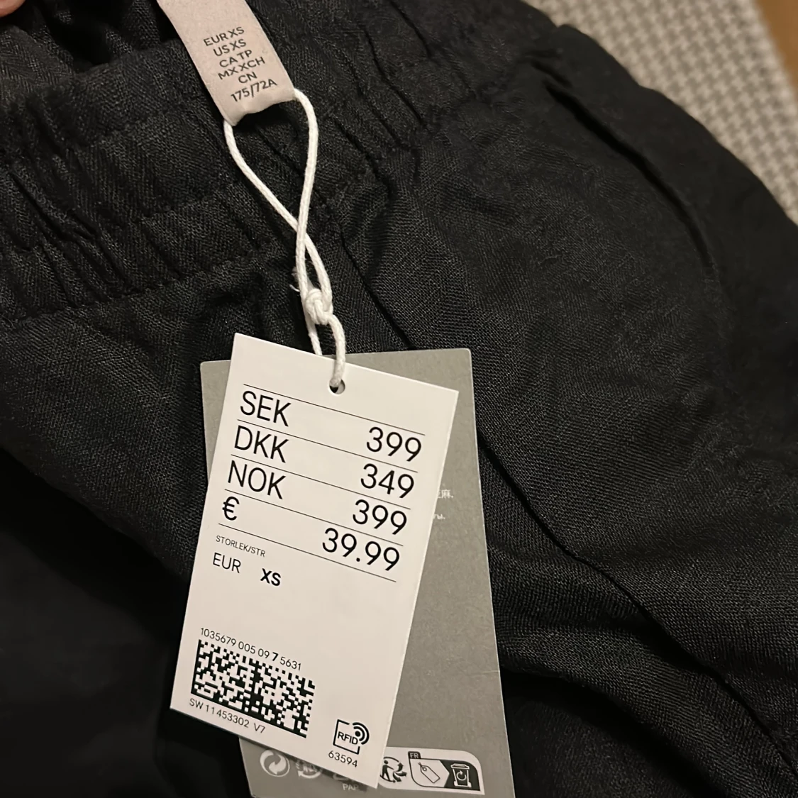 Svarta linne byxor - 2