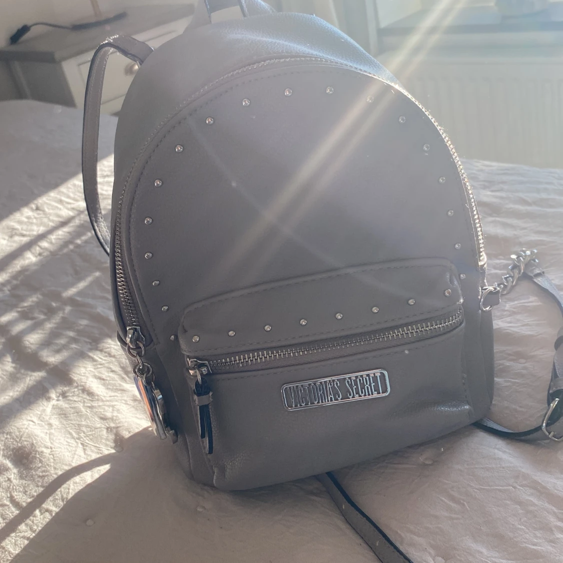 Grå ryggsäck från Victoria's Secret