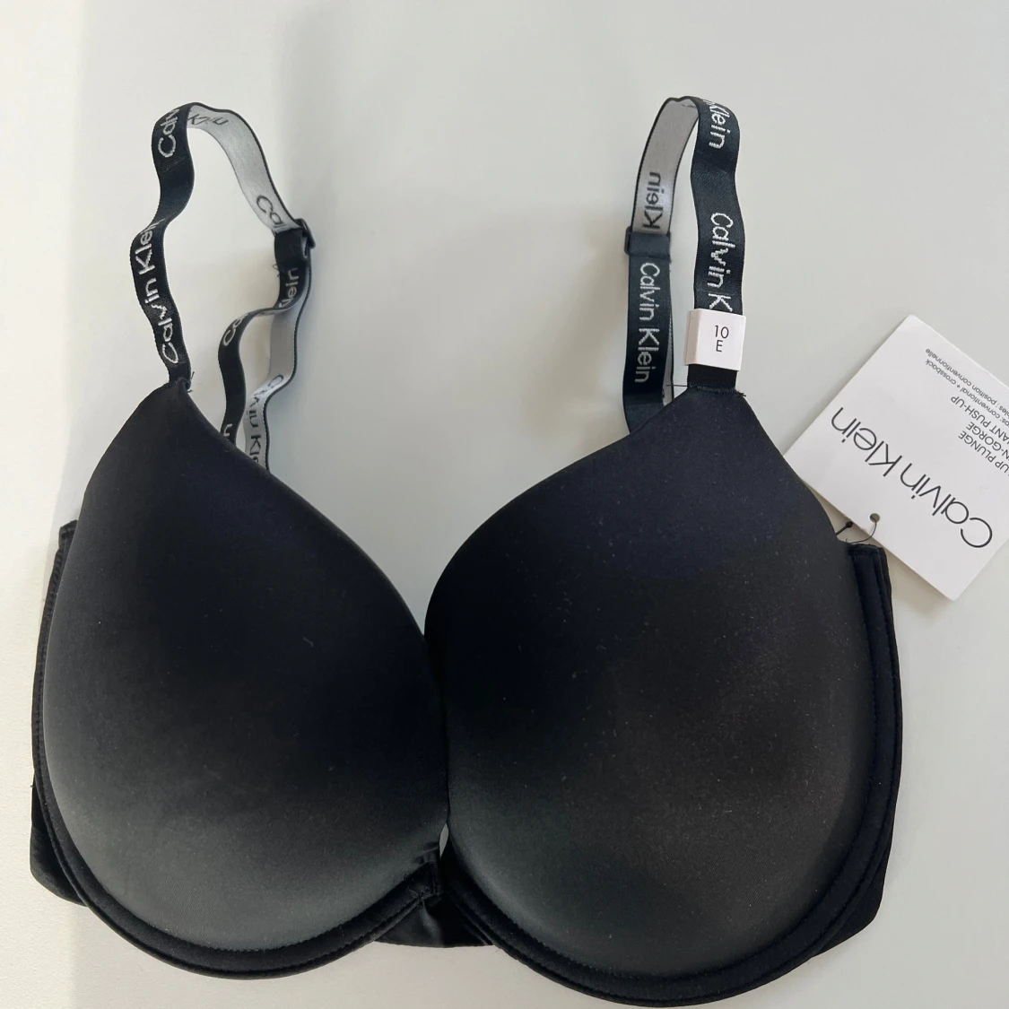 BH från Calvin klein