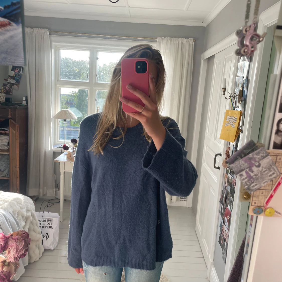 Fin blå stickad tröja  - 1