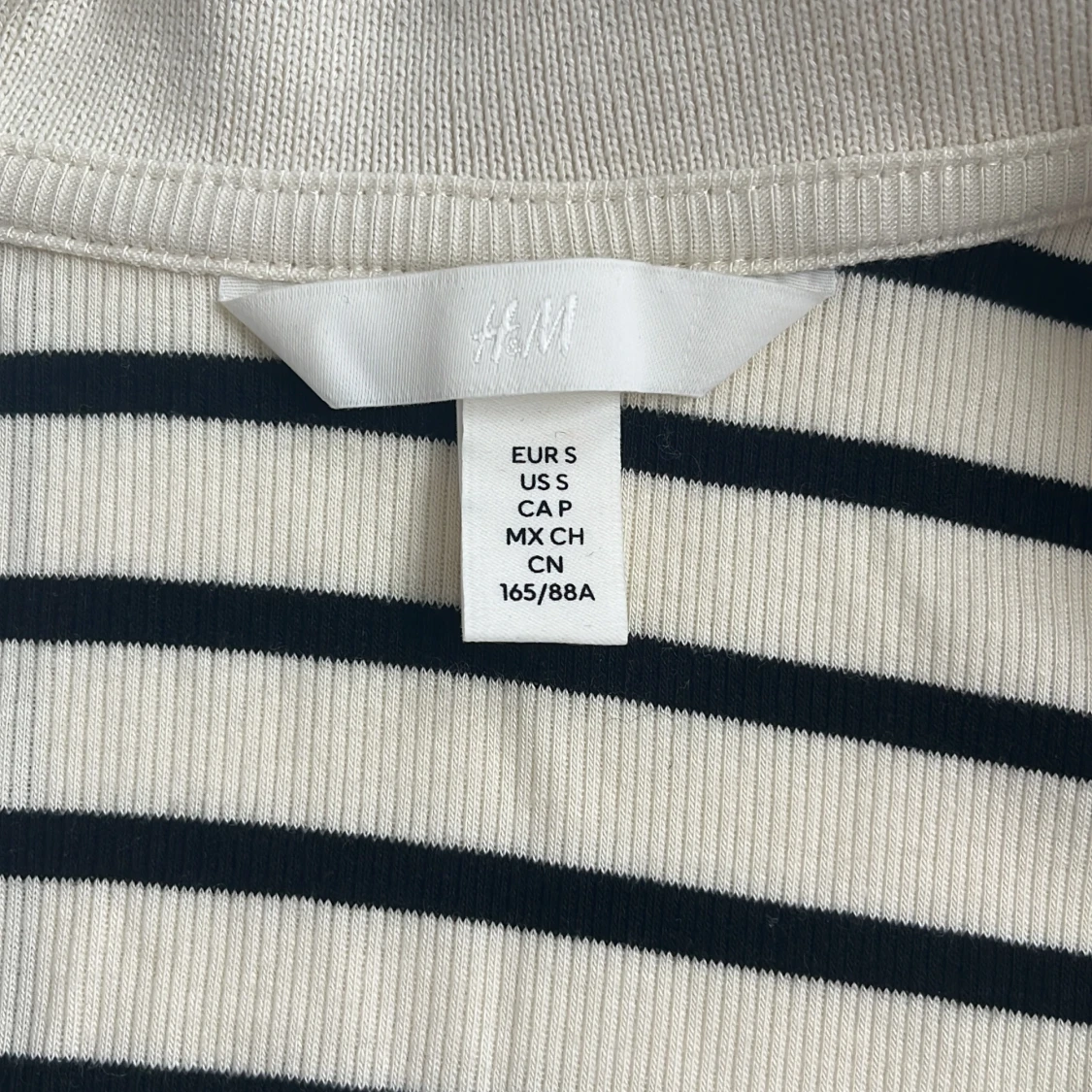 Randig pikétröja från H&M, S - 2