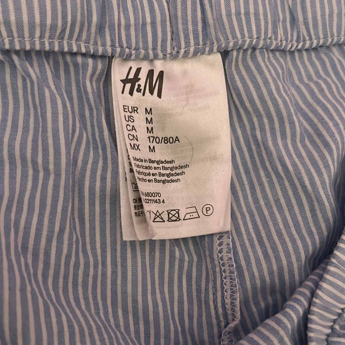 Blåvitrandiga pyjamas shorts - 1