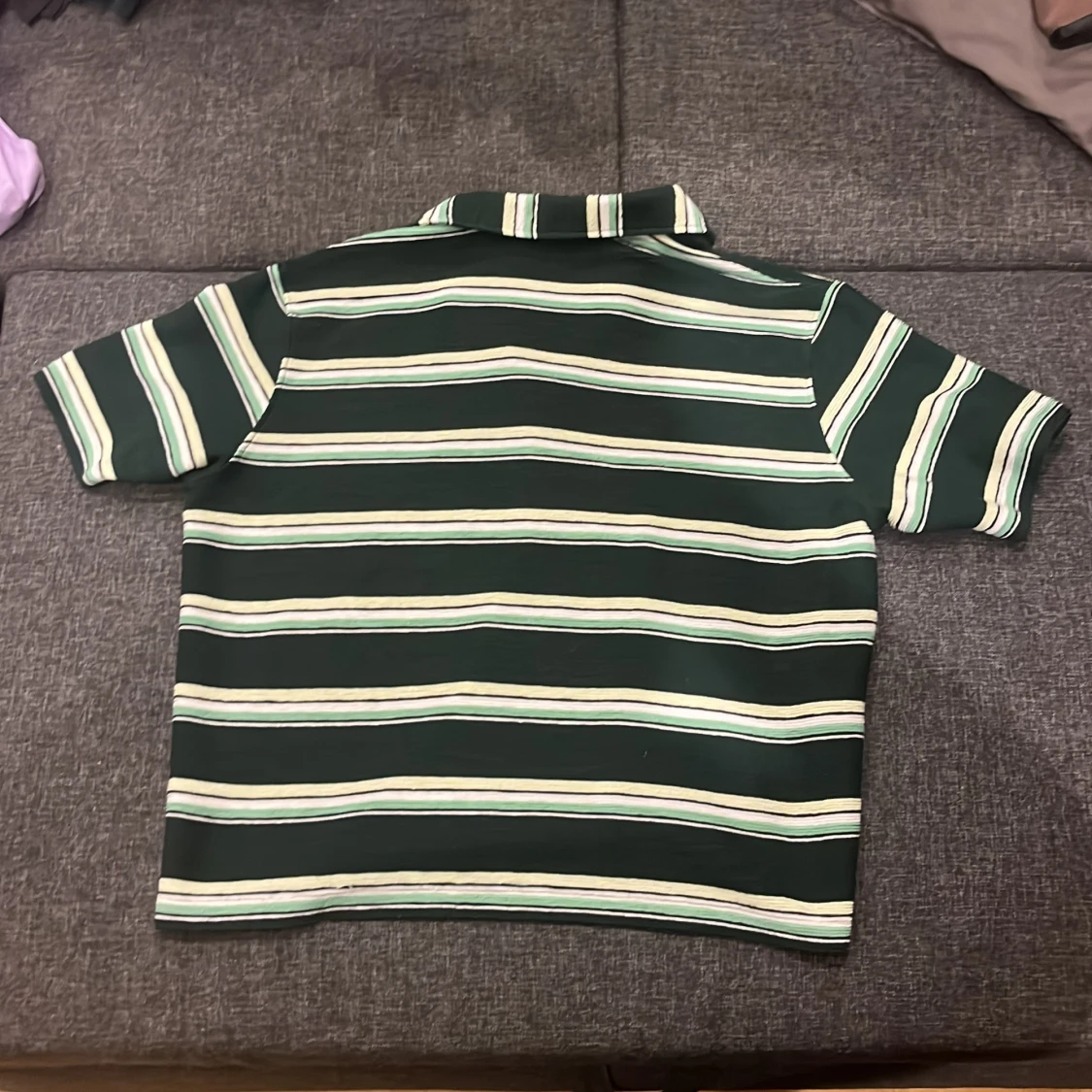 Randig skjorta från Weekday, grön/vit - 1