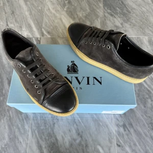 Lanvin skor - Lanvin skor - Skick: Grymt skick - Tillbehör: Endast skorna - Nypris: 4500kr - TrendWardrobe