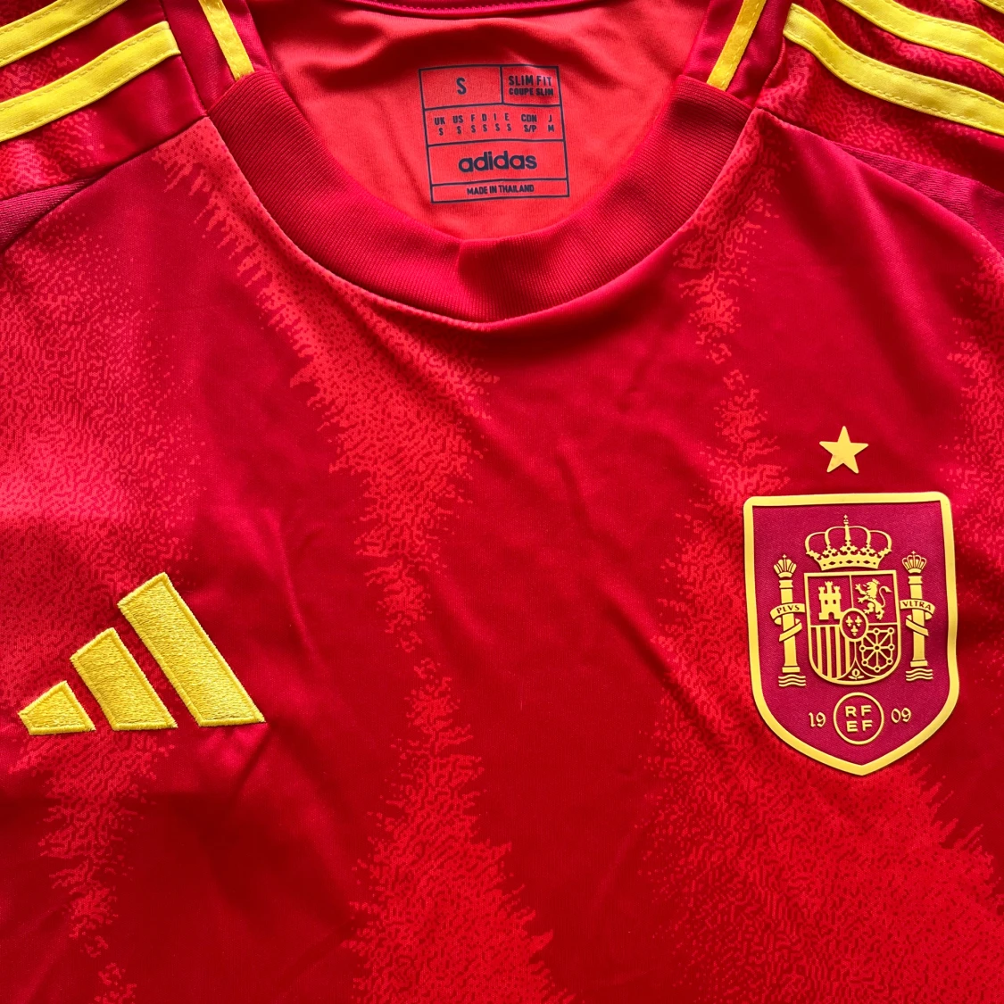 Adidas Spanien Hemmatröja 2022 - 2
