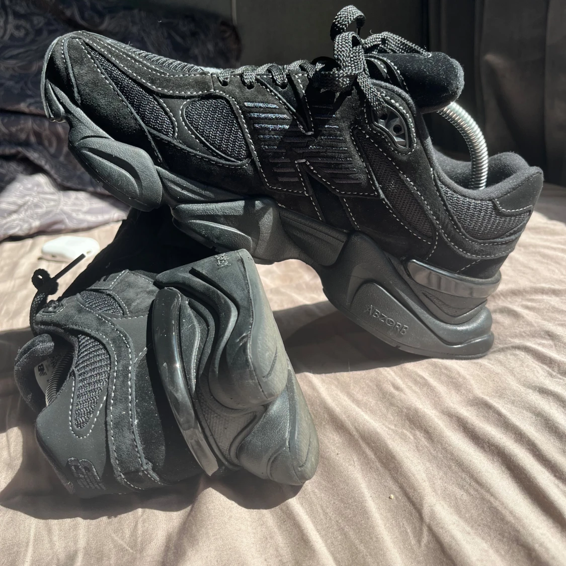 Svarta New Balance 9060 sneakers - 1