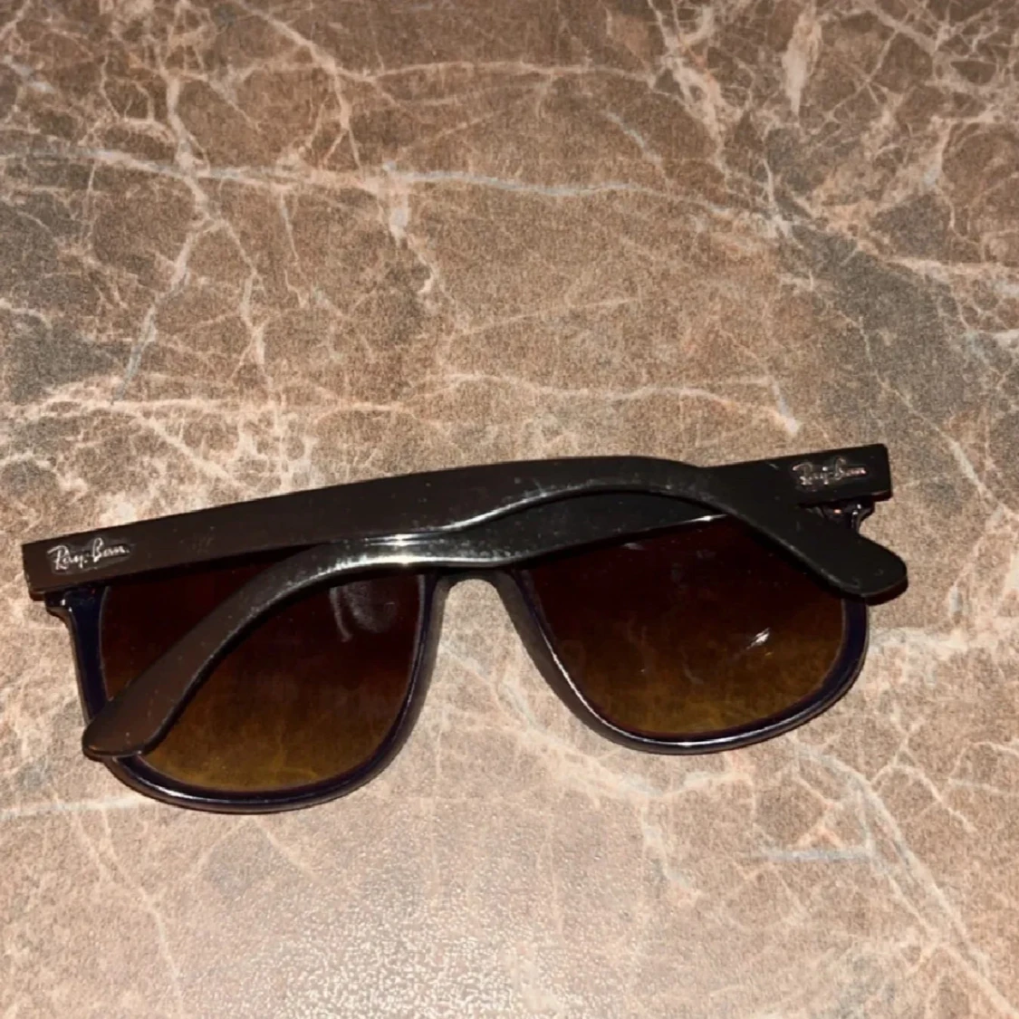 Svarta Ray-Ban RB4147 solglasögon - 2