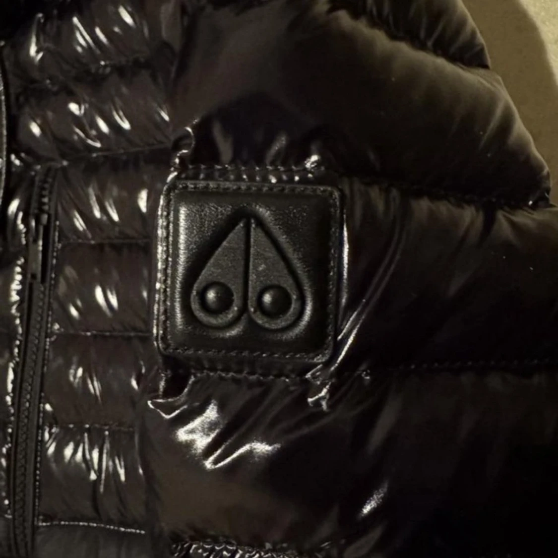 Svart pufferjacka Moose Knuckles - 1