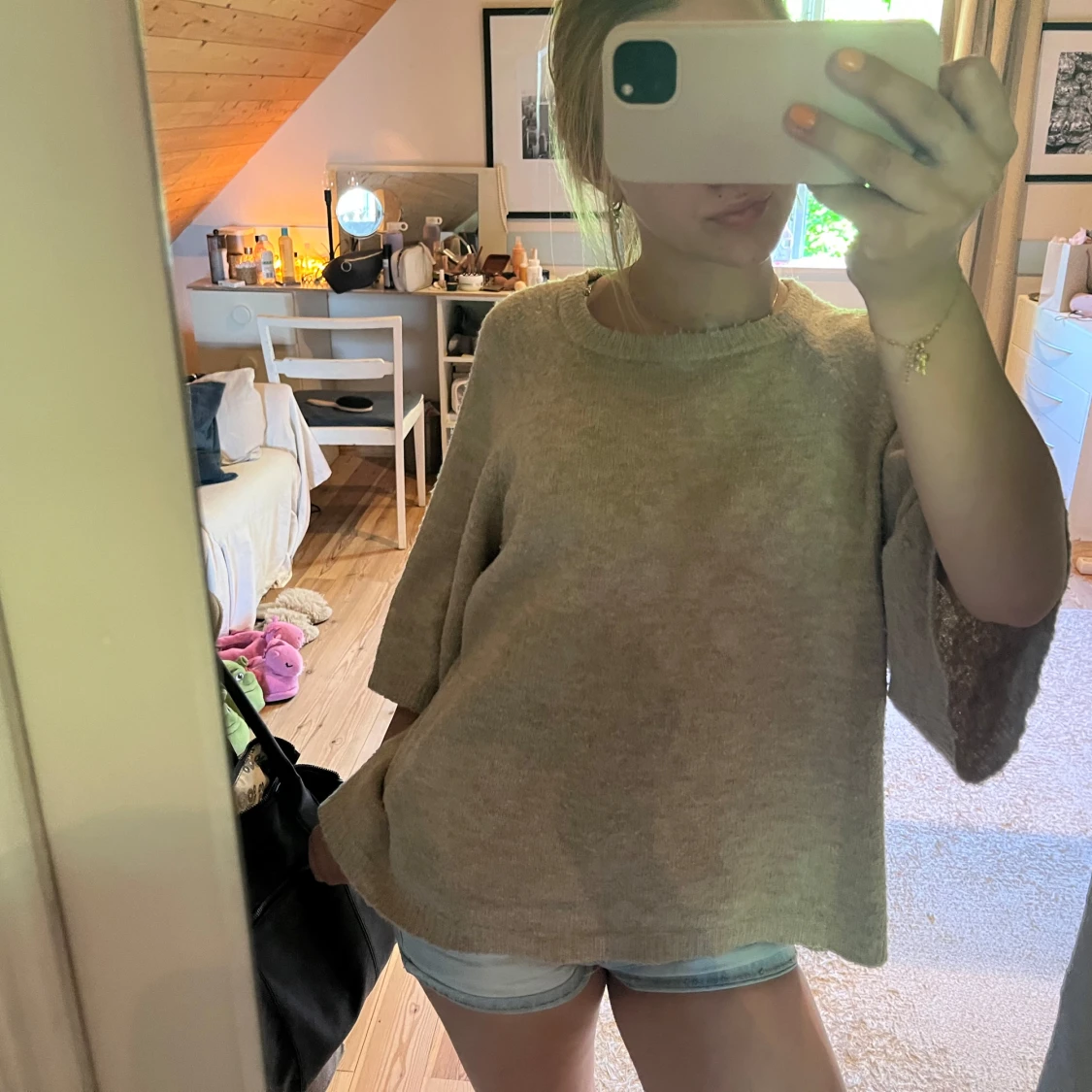 Beige oversized tröja - 1