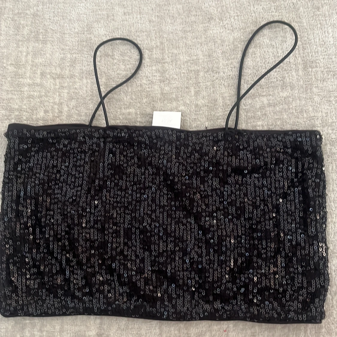 Svart paljett-tubtopp med smala band - 1