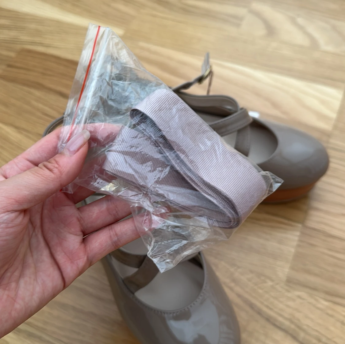 Beige platå ballerinaskor från NICE CLAUP - 3