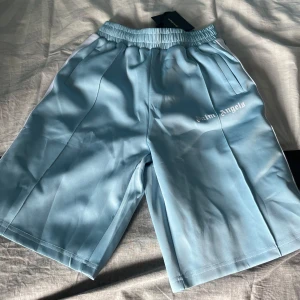 Palm angels ljudblåa shorts - Helt nya