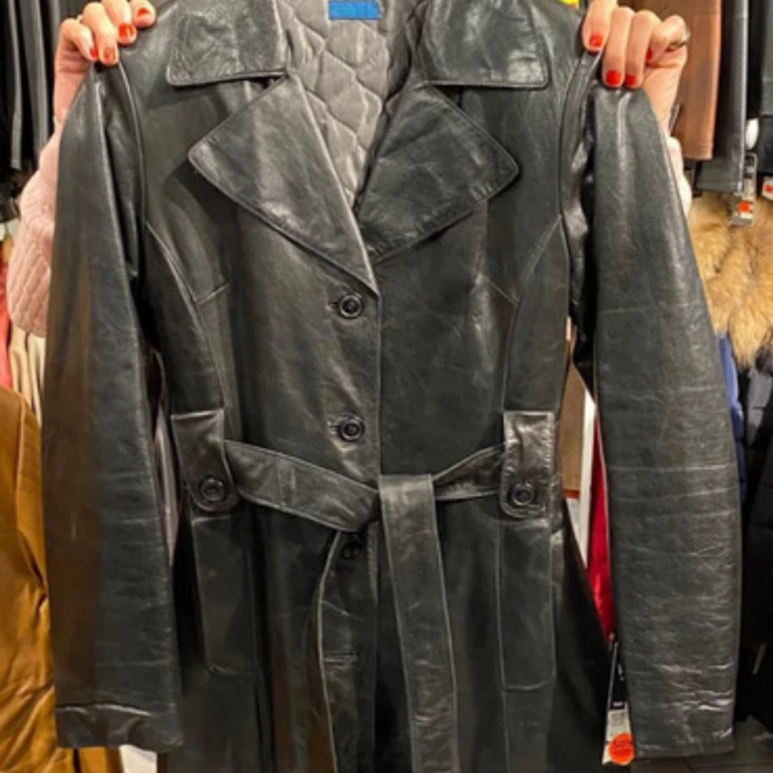 Svart lång skinn trenchcoat - 2