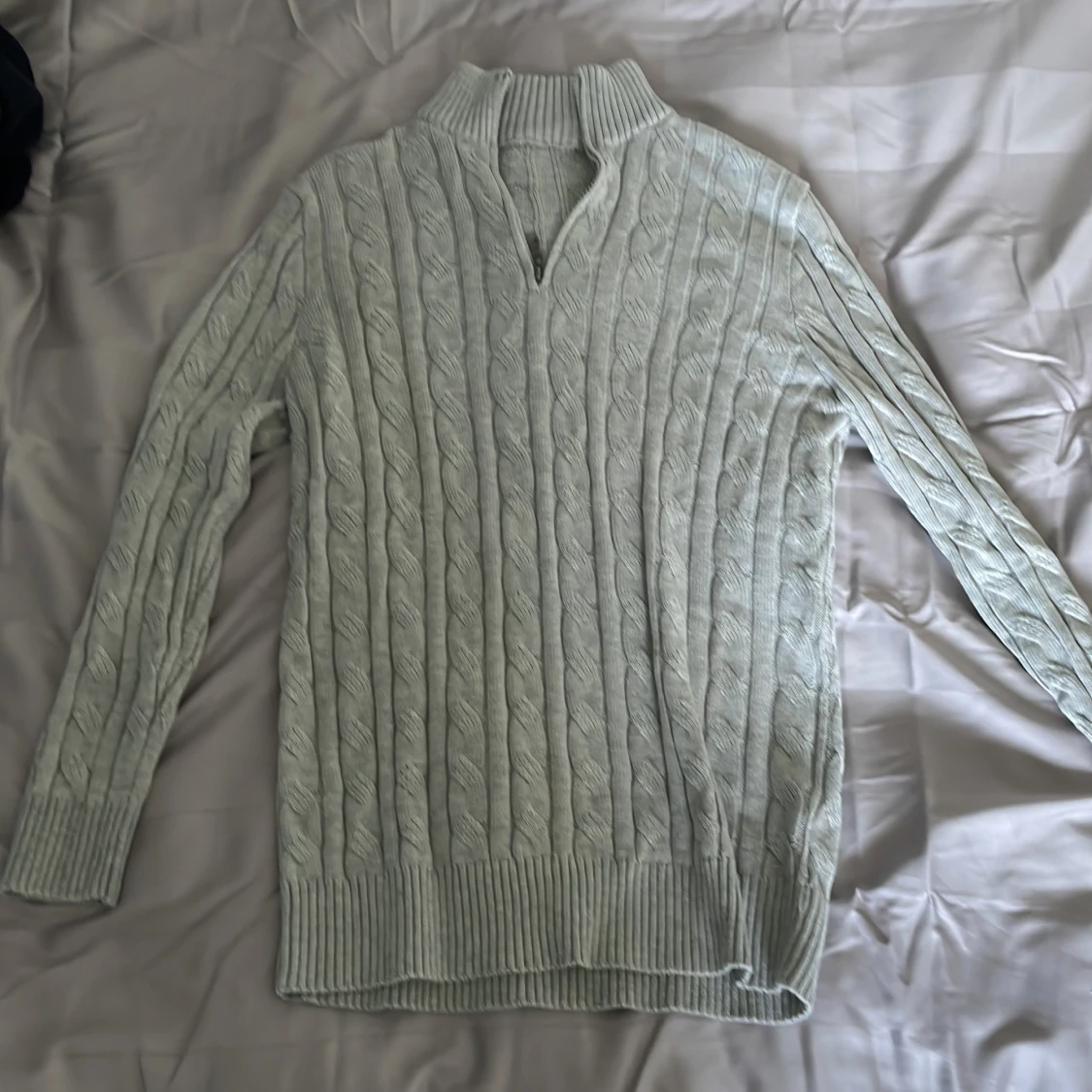 Ljusgrå stickad half zip-tröja - 1