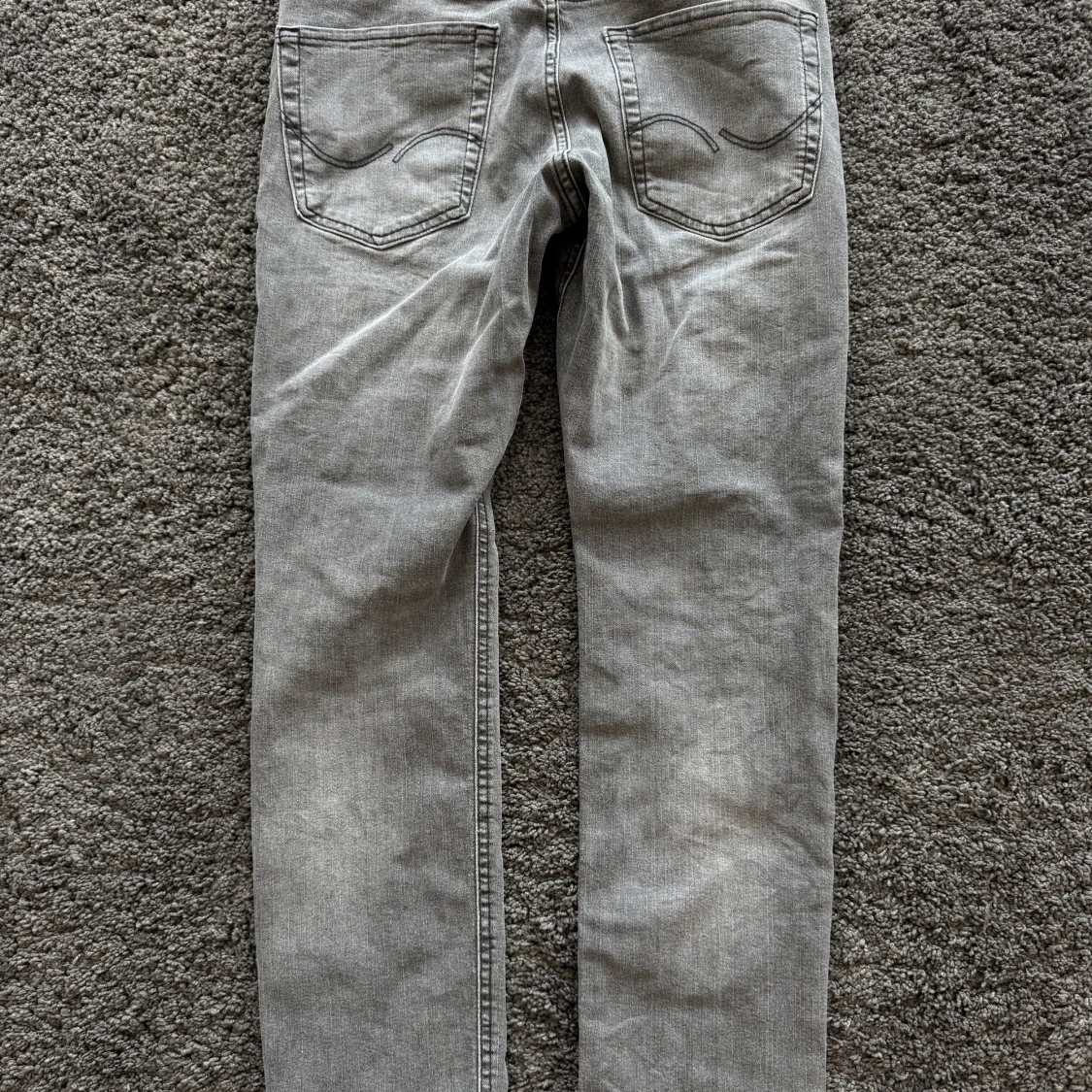 Grå slim jeans från Jack & Jones - 2