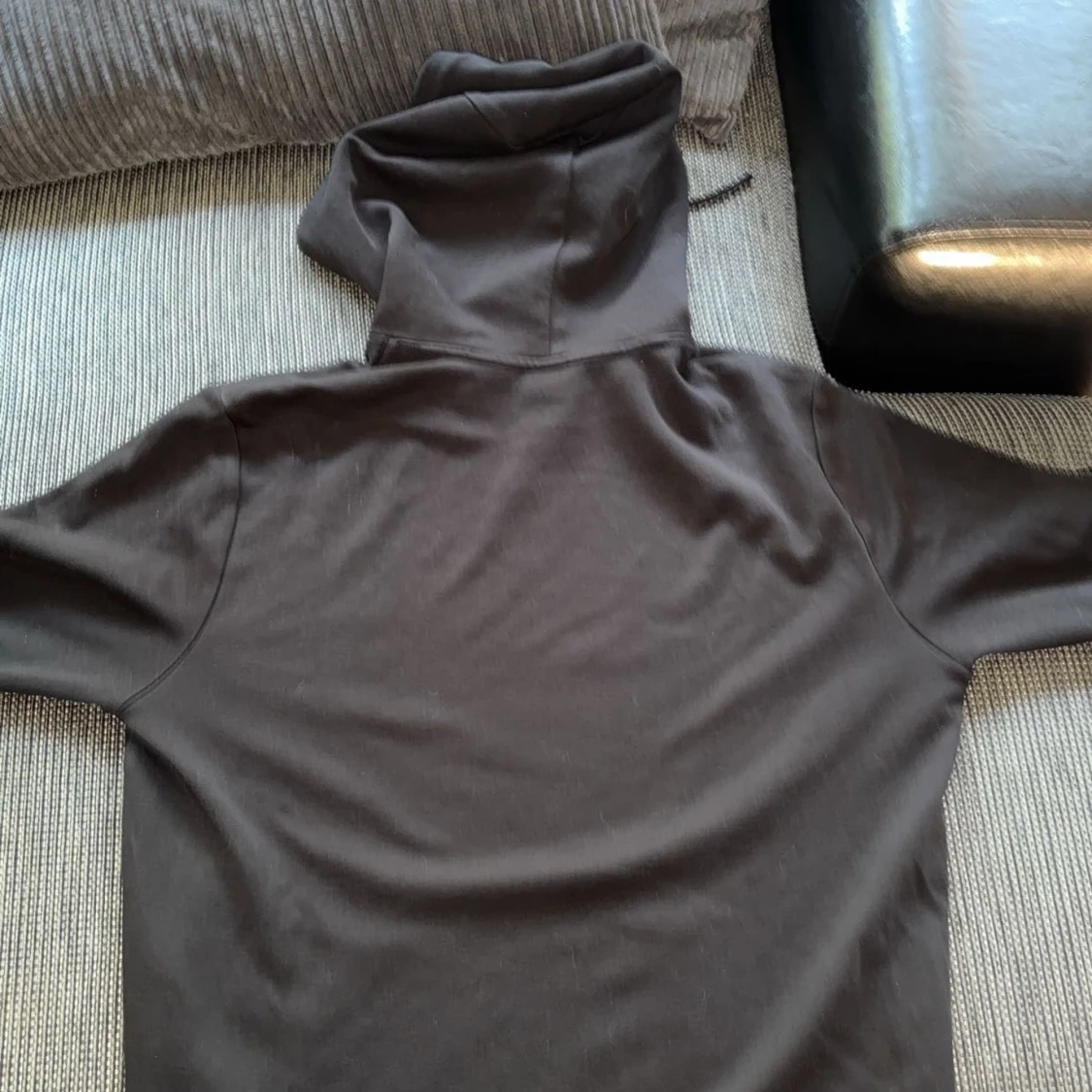 Svart hoodie från Hugo Boss - 1