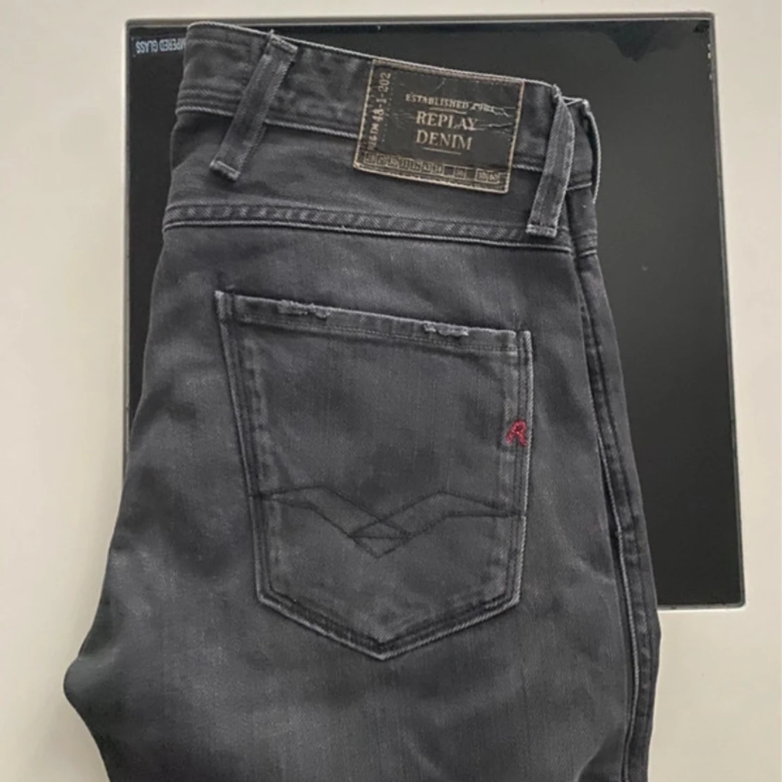 Svarta Replay Anbass jeans - 2