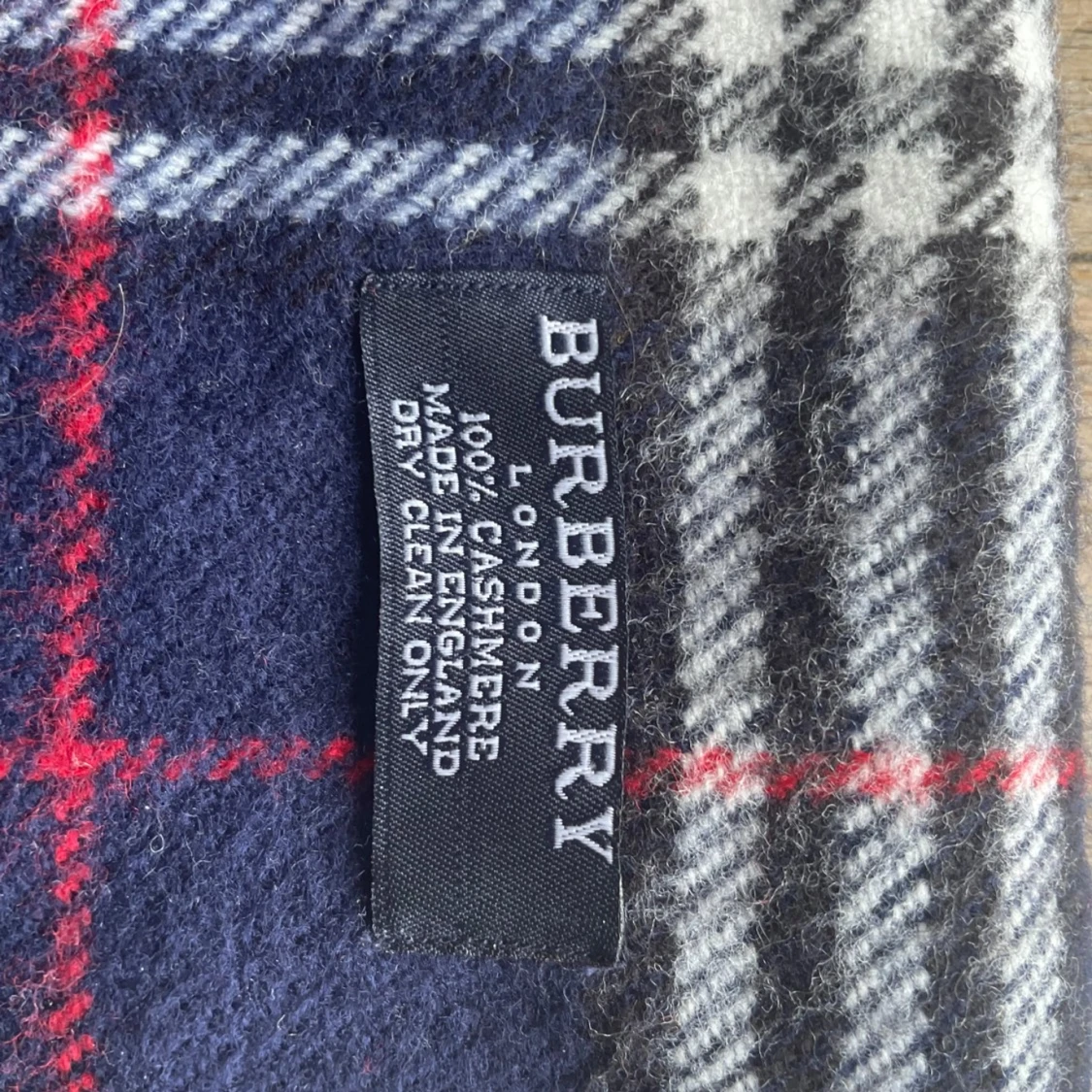Rutig halsduk från Burberry - 90