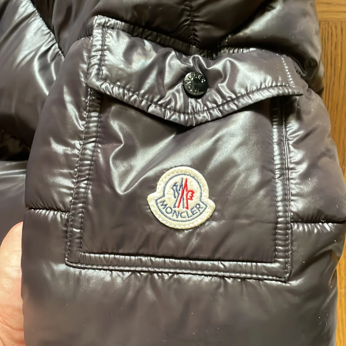 Svart dunjacka från Moncler - 3