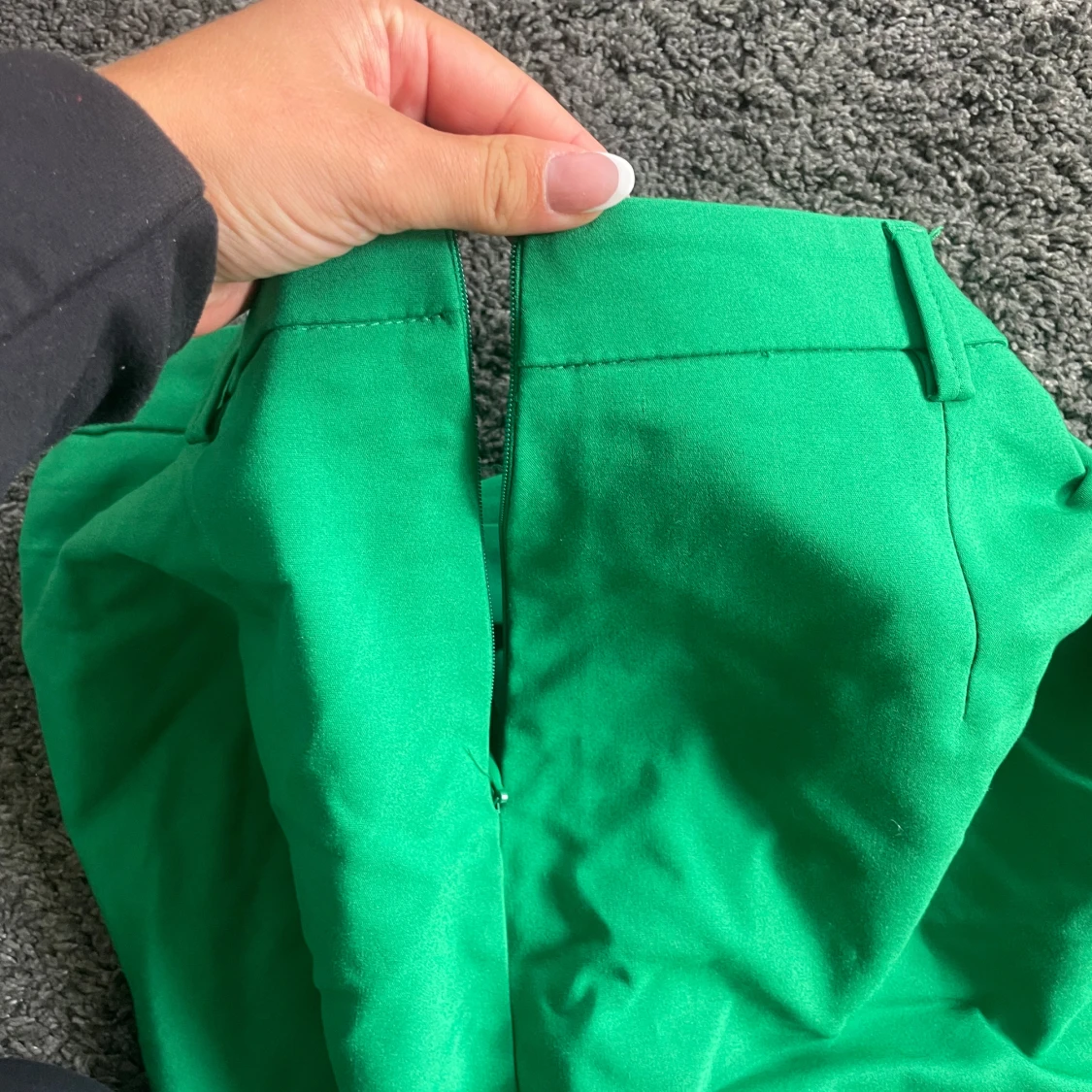 Grön kortkjol från Stradivarius - 3