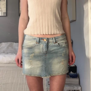 Lågmidjad jeanskjol - Superfin lågmidjad jeanskjol!