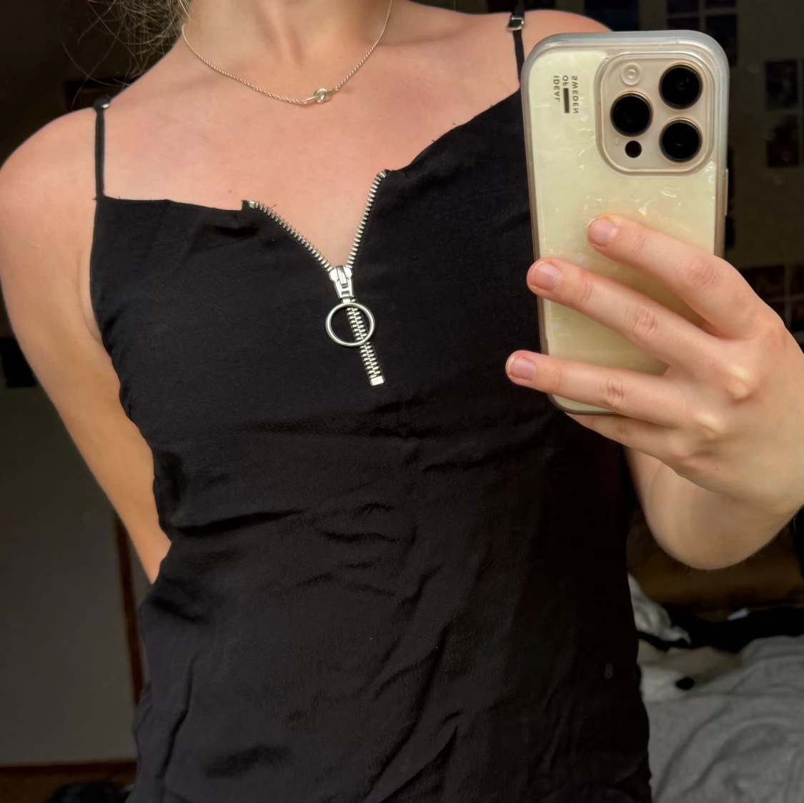 Svart linnetopp med dragkedja - 3