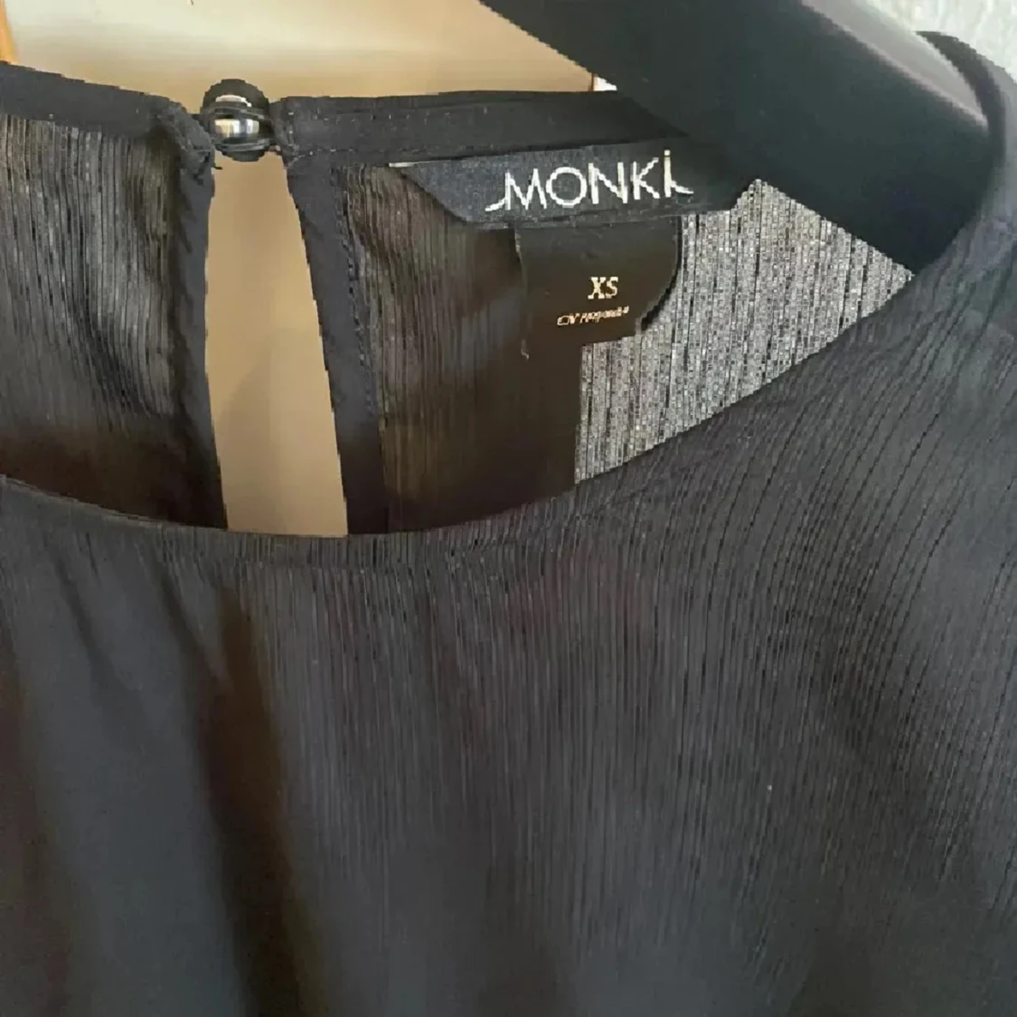 Svart volangblus  - 4