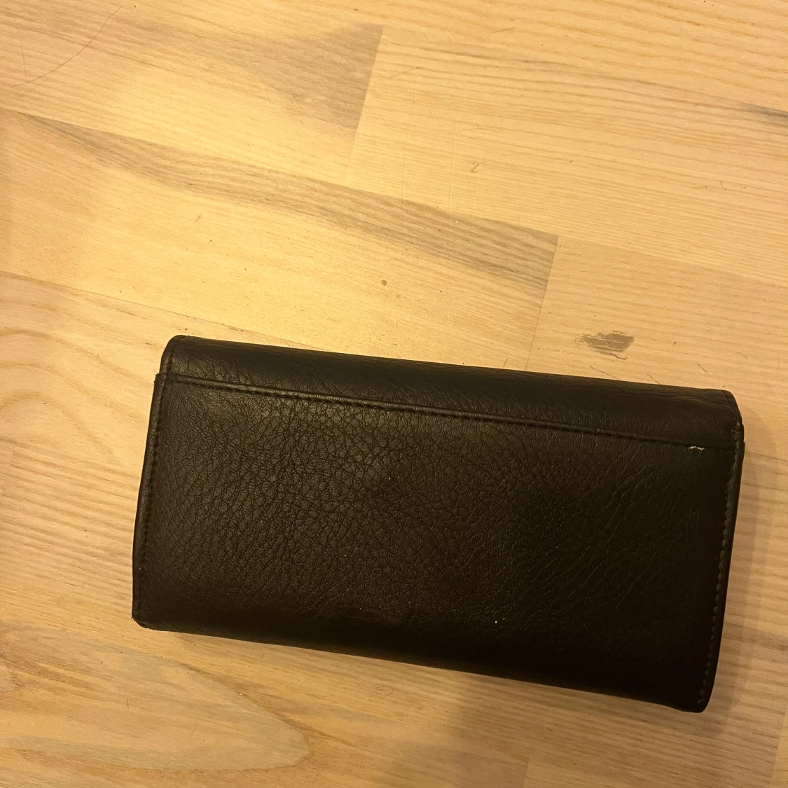 Svart plånbok från Michael Kors - 1