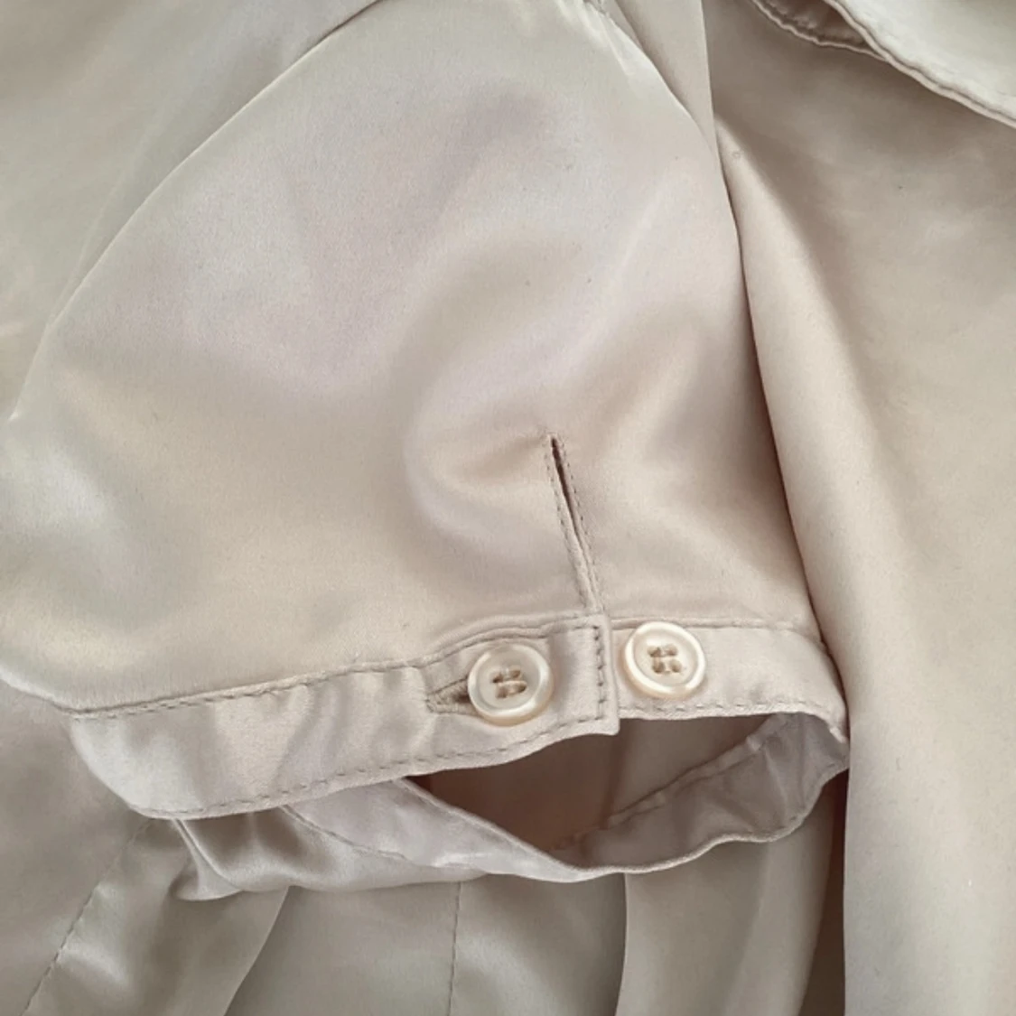 Beige kortärmad sovtröja - 1