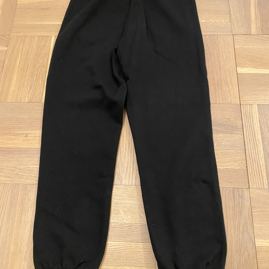 Svarta mjukisbyxor från Puma i stl. S. Helt nya!  - 1