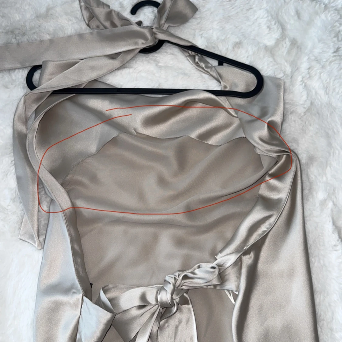 Champagnefärgad halterneck topp från Zara - 3