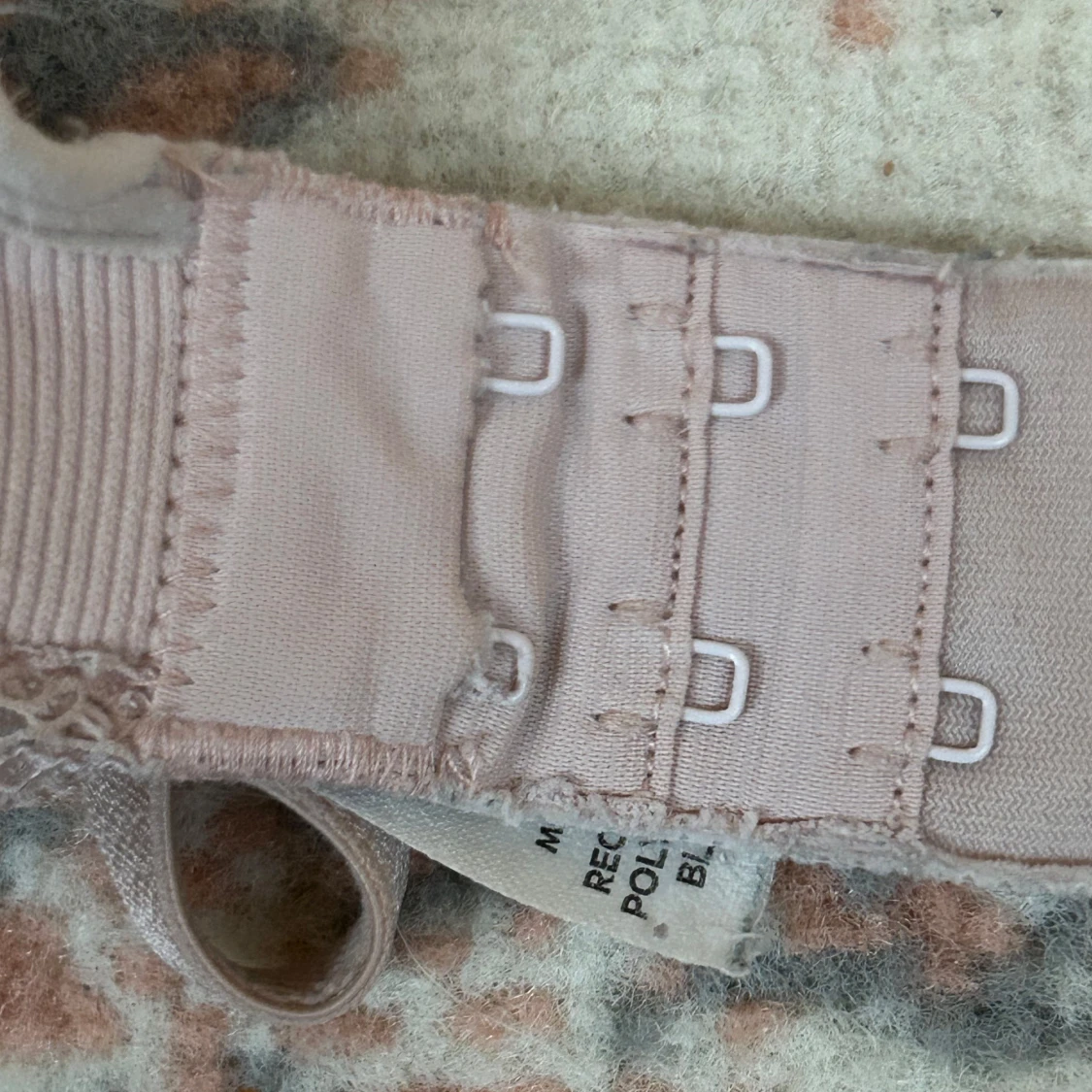 ljusrosa bh med spets - 2