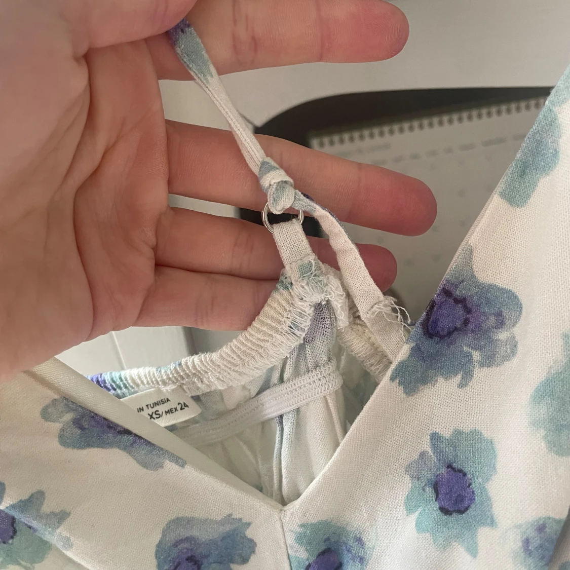 Vit blommig sommarklänning Pull&Bear - 2