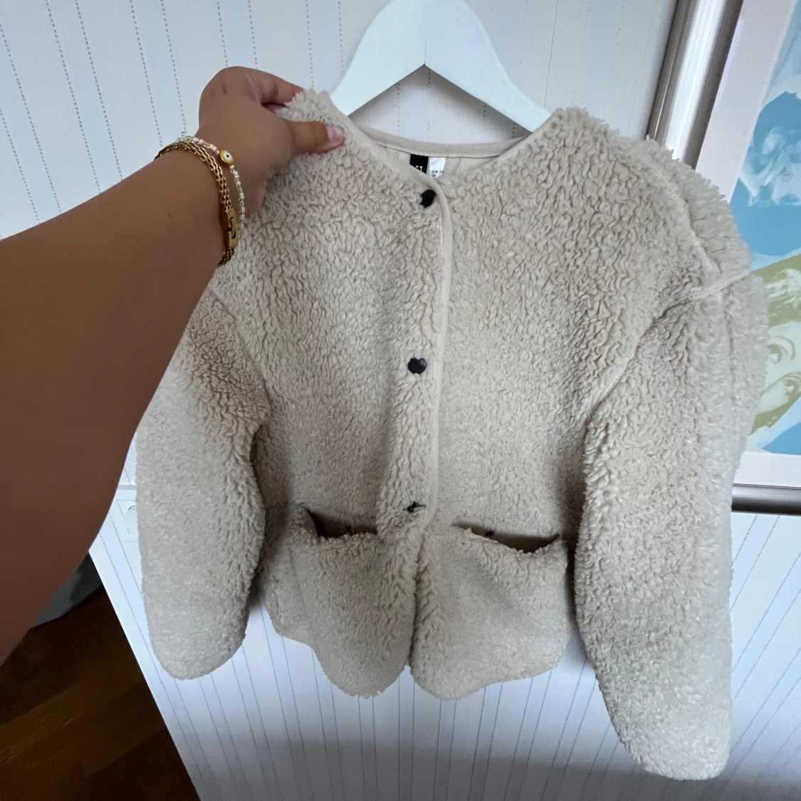 Beige teddyjacka från HM