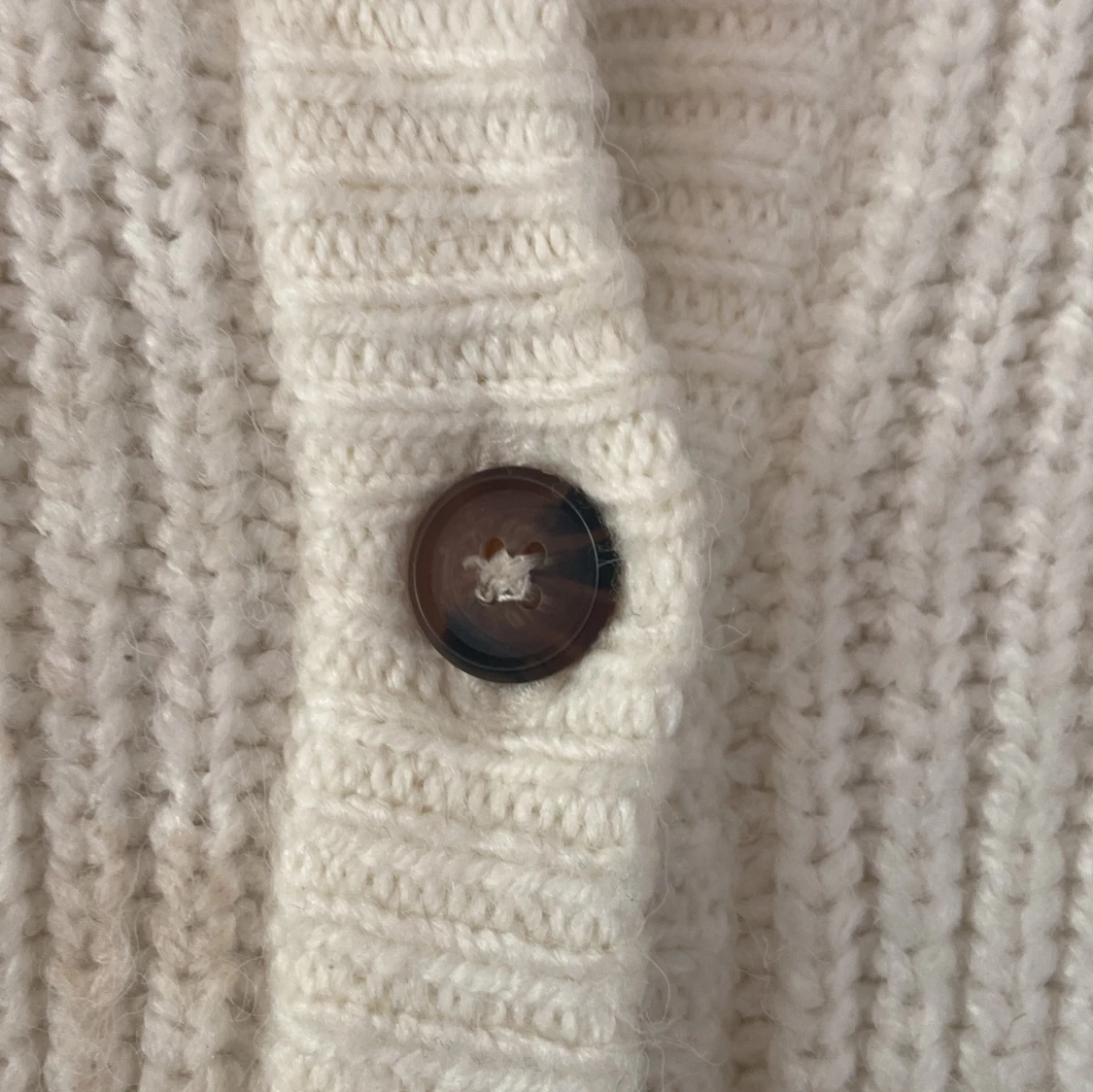 Vit stickad kofta från Zara - 1