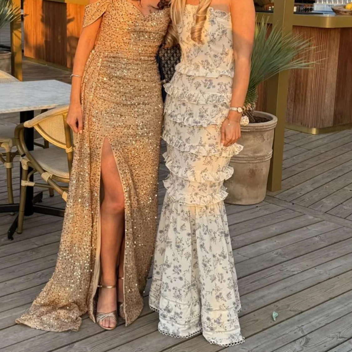 Blommig klänning - 2