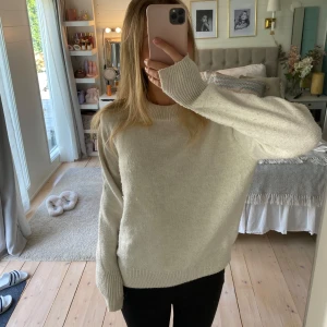 Stickad tröja - Stickad tröja , krämvit/beige färg