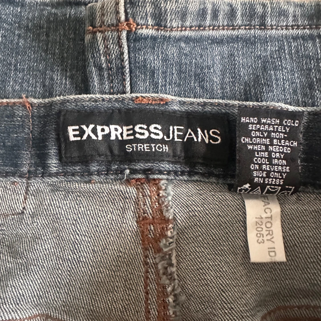 Blå Express Jeans med paljettdetaljer - 1