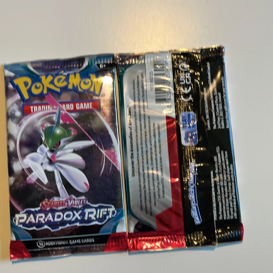 Pokémon Scarlet & Violet: Paradox Rift - 2