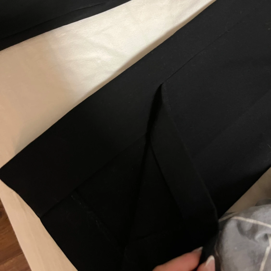 Svarta kostymbyxor från H&M - 3