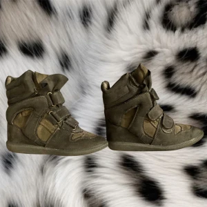 Isabel marant liknande skor❤️ - Snygga skor i storlek 36 ifrån märket lu boo❤️ 