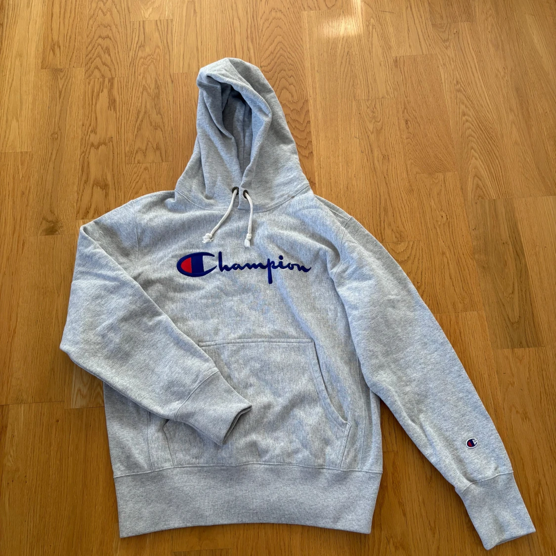 Grå Champion hoodie S
