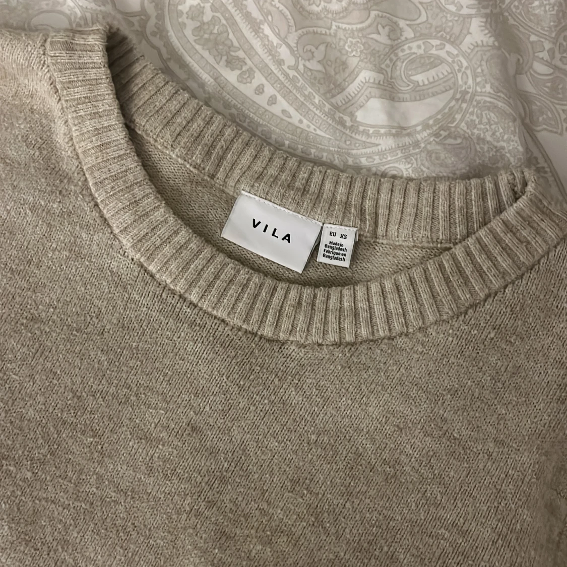 Beige stickad tröja från Vila - 3