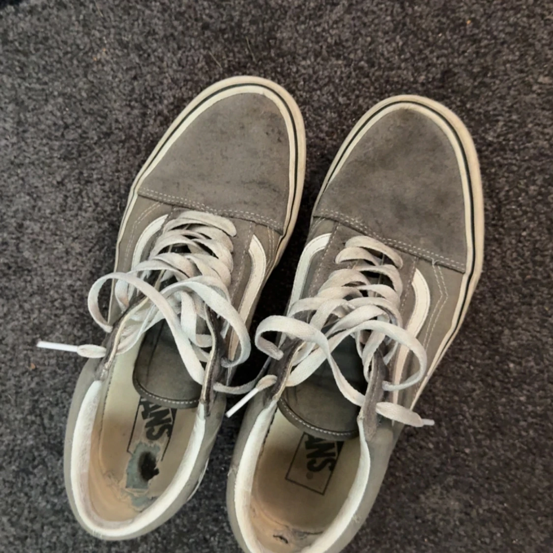 Gråa Vans Old Skool sneakers - 1