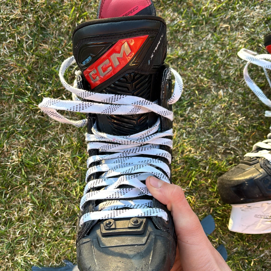 CCM Jetspeed FT6 Pro skridskor - 3