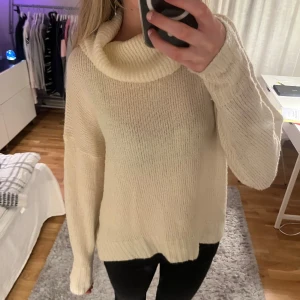  stickad polotröja - Mysig stickad polotröja