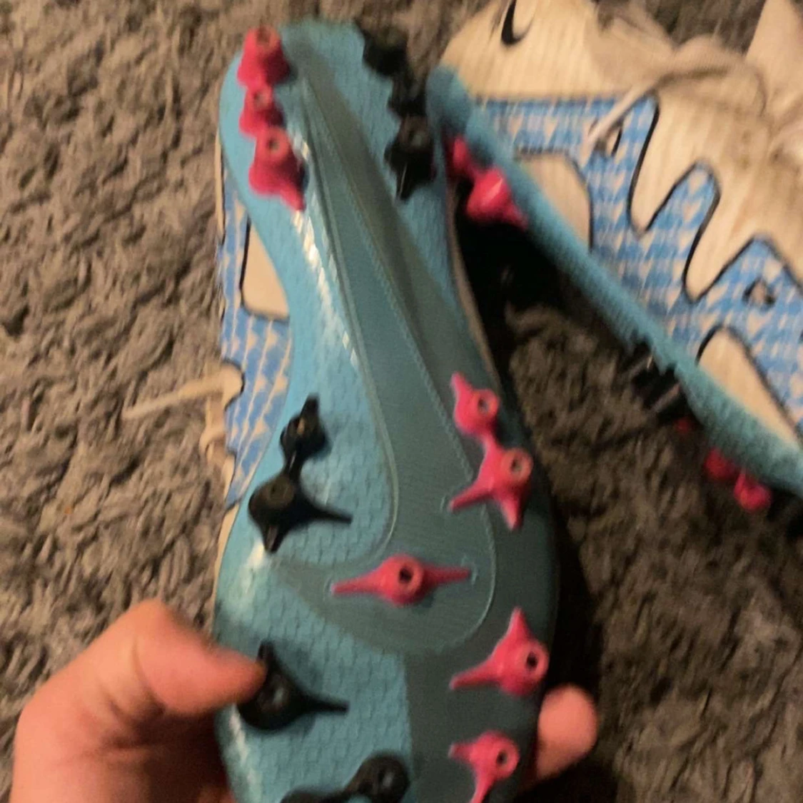 Nike Air Zoom fotbollsskor i vitt och blått - 2