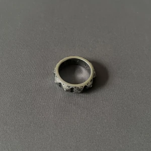 Midnight Bloom Ring - Storlek 10