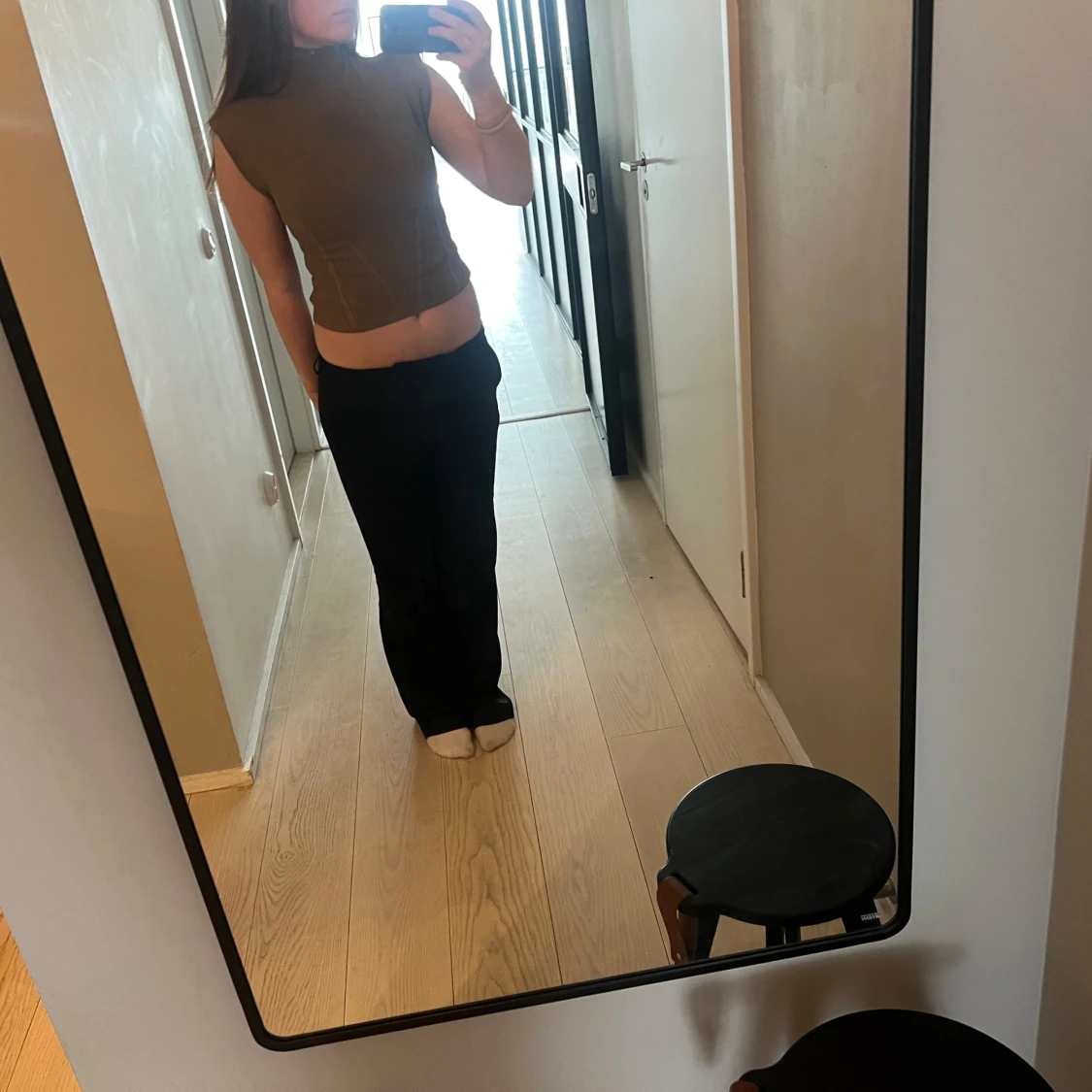 Brun ribbad croppad ärmlös topp - 1